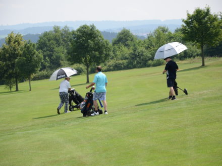Teilnehmer des Strahlemann Golfcup 2018