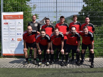 Das Team der KLN Ultraschall AG beim 7. Strahlemann Firmen-Fußballcup 2018