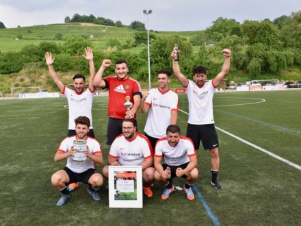 Die Sieger des 7. Strahlemann Firmen-Fußballcup 2018, das Team der LY Holding