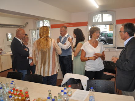 Unterzeichnung der Kooperationsvereinbarung für die Talent Company in Solingen