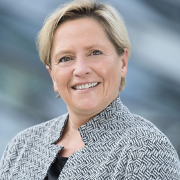 Dr. Susanne Eisenmann - Ministerin für Kultus, Jugend und Sport in Baden-Württemberg & Schirmherrin der Talent Company