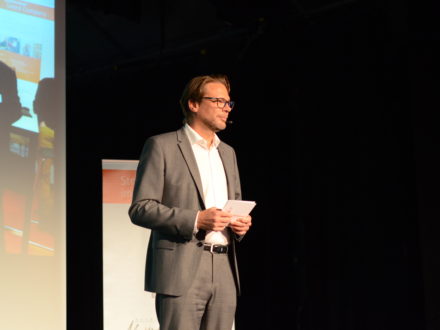 Joachim Bangert (Strahlemann Kuratoriumsmitglied und Vorstand der auxilion AG)