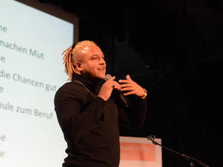 Strahlemann-Stifter im Dialog 2019 - Rapper Rico von Heartbeat