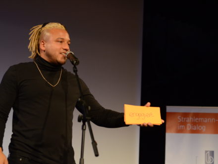 Strahlemann-Stifter im Dialog 2019 - Rapper Rico von Heartbeat
