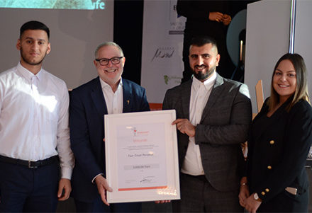 Unsere neuen Stifter 2019: Franz-Josef Fischer und Mitarbeiter von Fair-Treat Personal