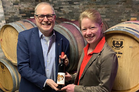 Der neue Strahlemann-Jubiläumswein von Weingut Freiberger