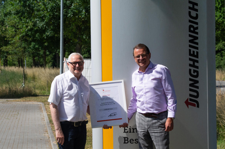 Gemeinsam für Jugendliche an der Bergstraße – Jungheinrich Bensheim ist neuer Stifter der Strahlemann-Stiftung Gemeinsam für Jugendliche an der Bergstraße – Jungheinrich Bensheim ist neuer Stifter der Strahlemann-Stiftung