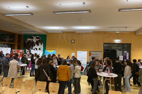 Zwei Info-Abende zur Berufs- und Studienorientierung an der Heinrich-von-Kleist-Schule in Eschborn Zwei Info-Abende zur Berufs- und Studienorientierung an der Heinrich-von-Kleist-Schule in Eschborn